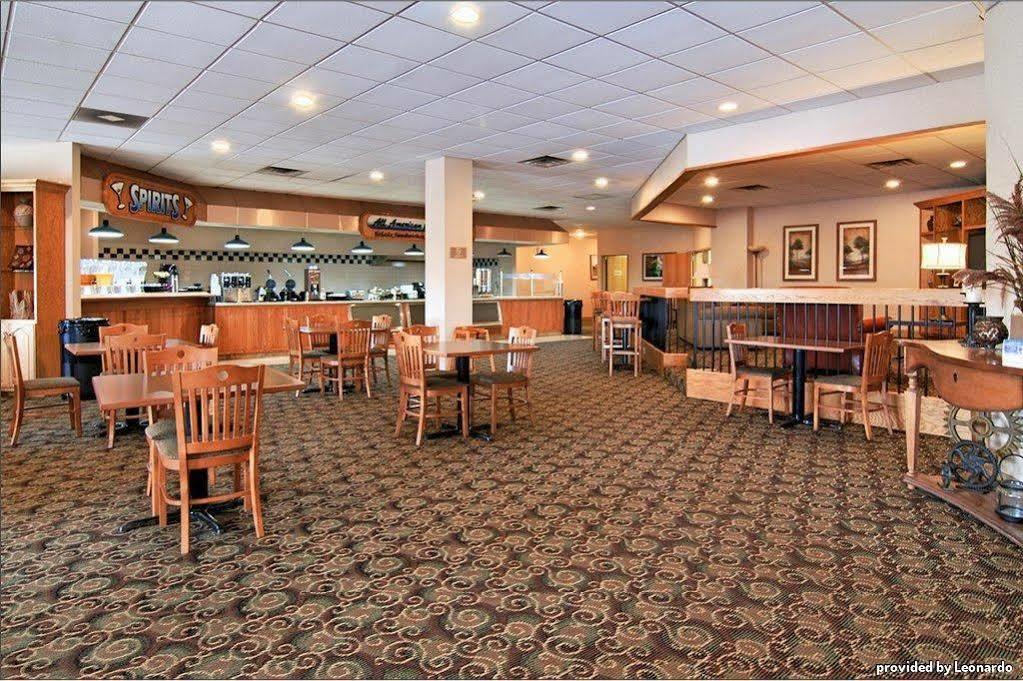 Best Western Crossroads Of The Bluffs Council Bluffs Exterior photo
